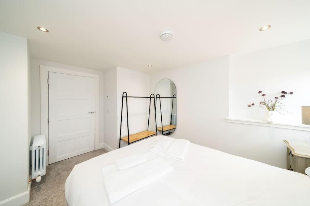 The Crescent, Aberdeen City Centre Apartment Exterior photo